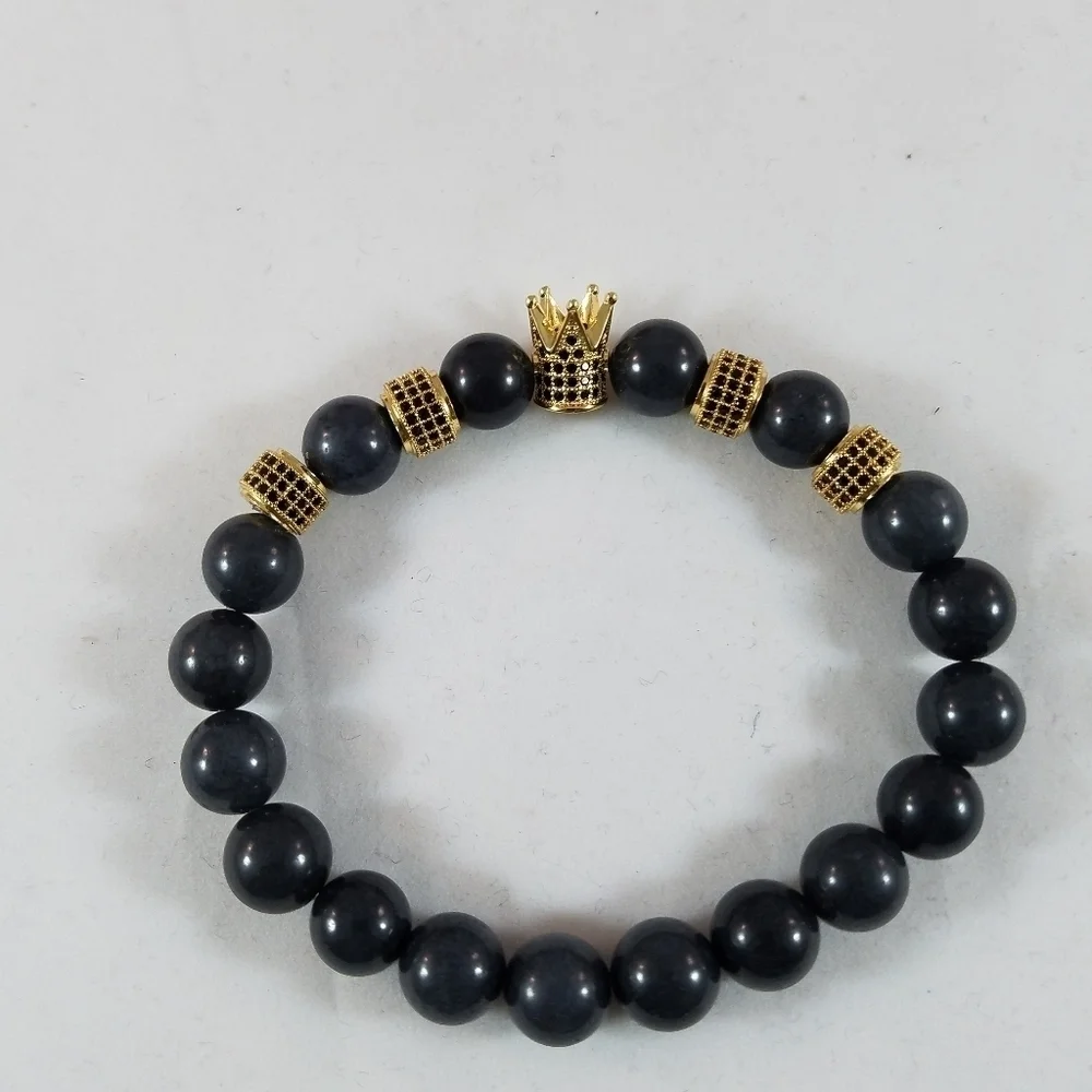 Hand Crafted Natural Stone Crown Stretch Bracelet 7.5” Gemstone Gray Charm